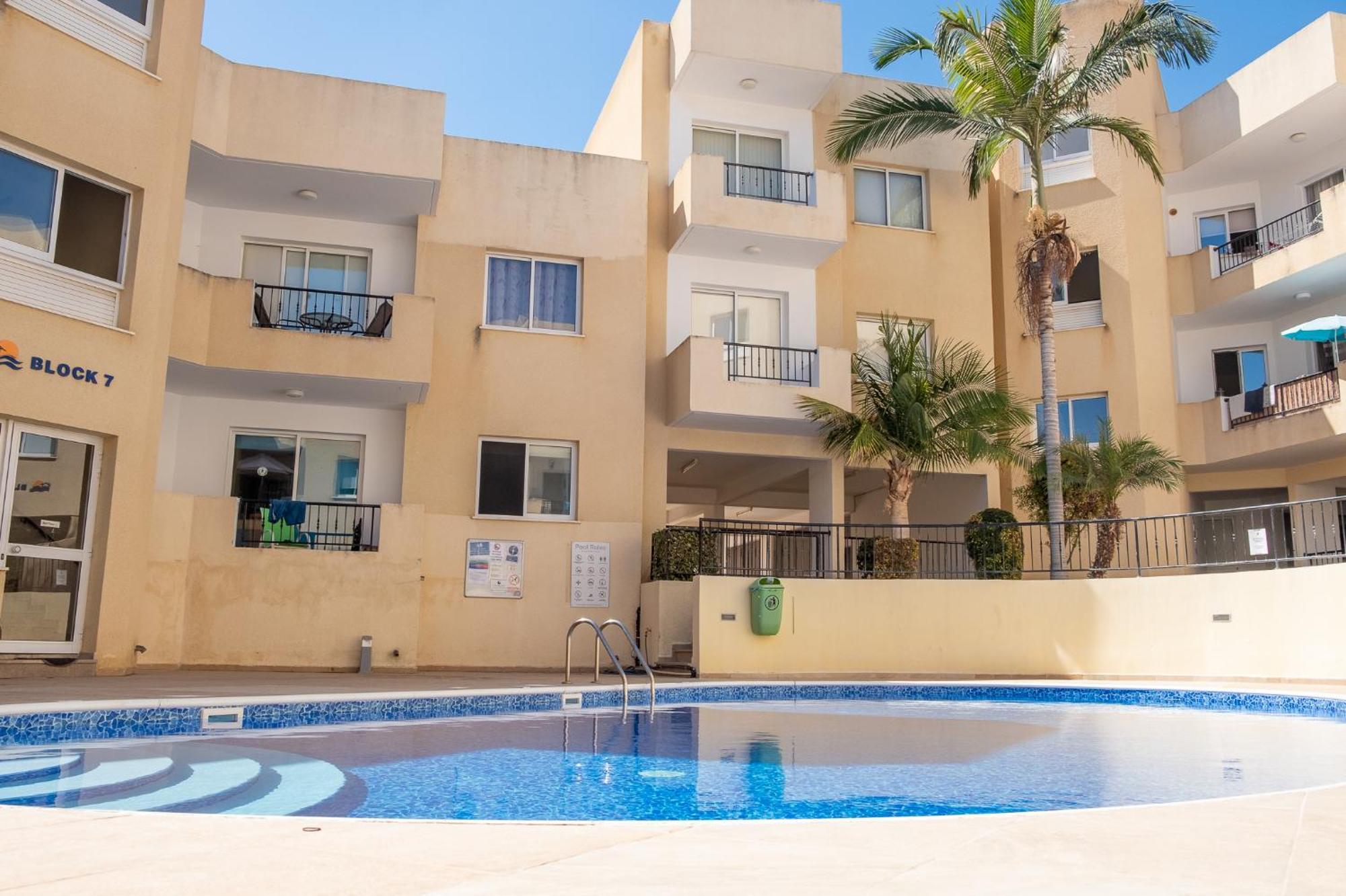 Stylish 2 Bedroom Apartment In Pegia Peyia Buitenkant foto
